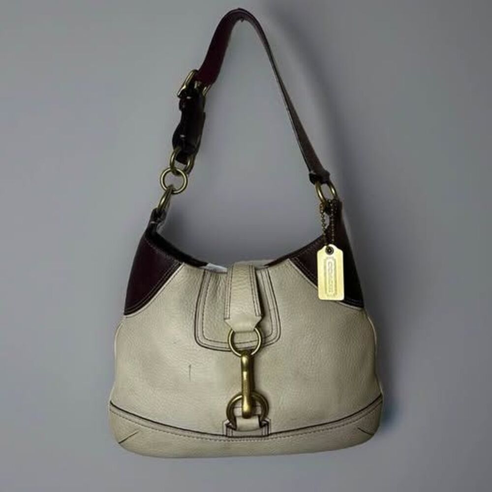 Vintage COACH Pebbled Leather Hampton Hobo Bag
